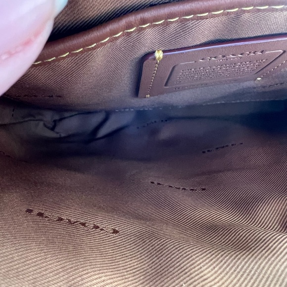Coach crossbody - Picture 12 of 13